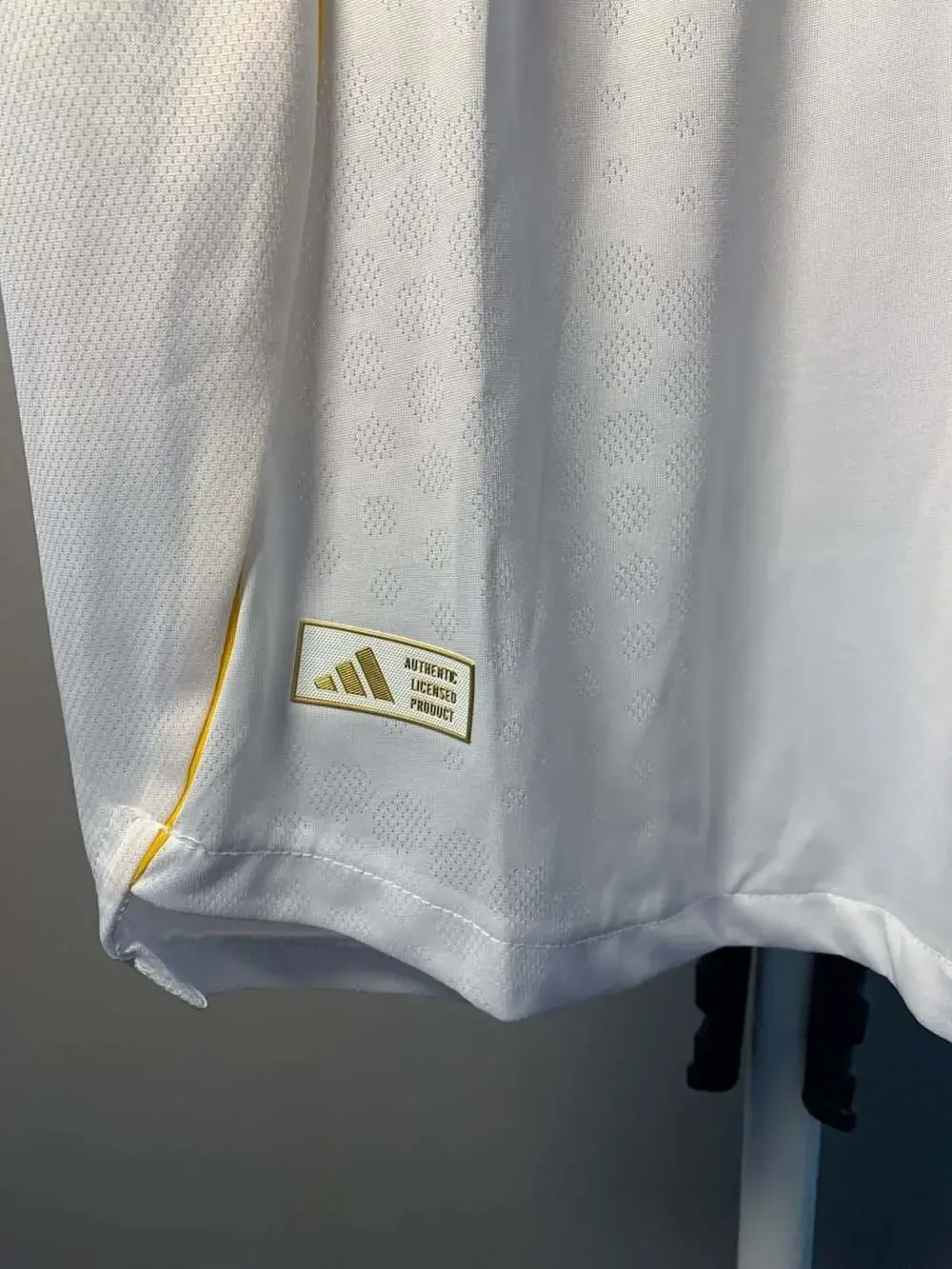 Adidas Real Madrid Vini Jr. 7 Home Jersey White 2XL NWT